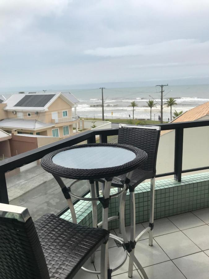 מטיניוס Lindo Apartamento Com Vista Para O Mar מראה חיצוני תמונה