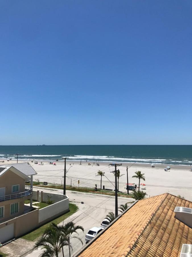 מטיניוס Lindo Apartamento Com Vista Para O Mar מראה חיצוני תמונה